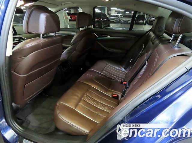 BMW 5-Series 2018 — photo 6