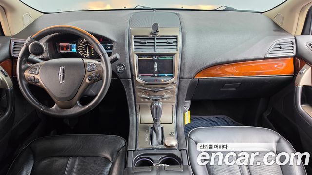 Lincoln MKX 2012 — photo 7