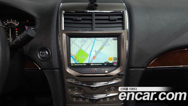 Lincoln MKX 2012 — photo 13