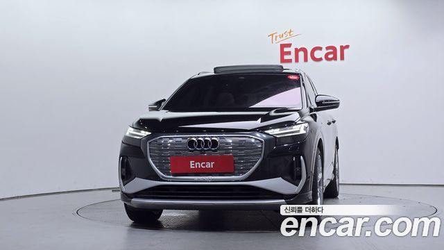 Audi Q4 e-tron 2025 — photo 3