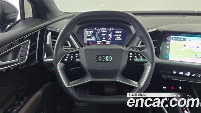 Audi Q4 e-tron 2025 — photo 19