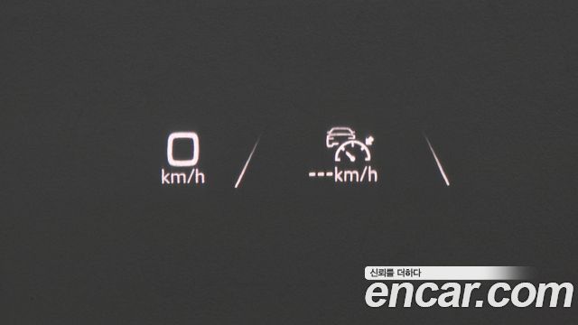 Audi Q4 e-tron 2025 — photo 23