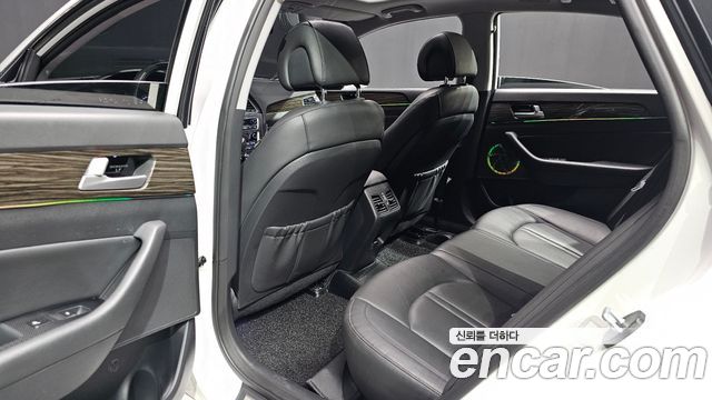 Hyundai Sonata 2015 — photo 12