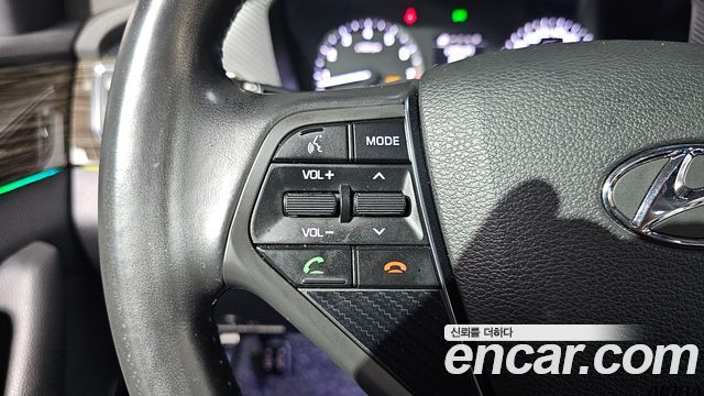 Hyundai Sonata 2015 — photo 18