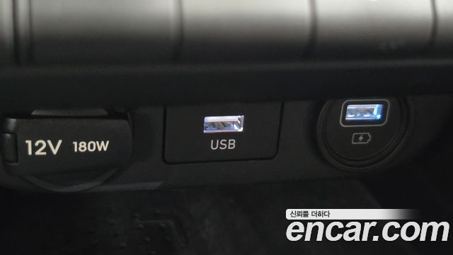 Hyundai AVANTE 2023 — photo 13