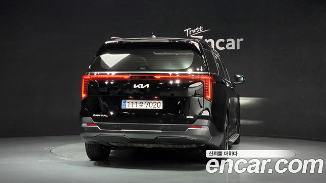 Kia Canival 2024 — photo 4
