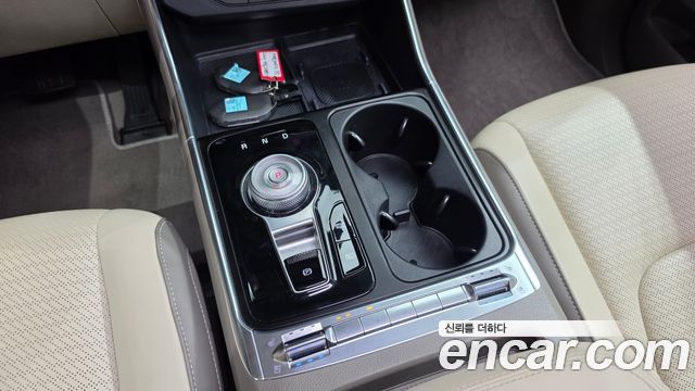 Kia Canival 2024 — photo 9