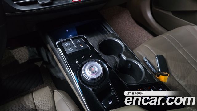 Kia K8 2022 — photo 12