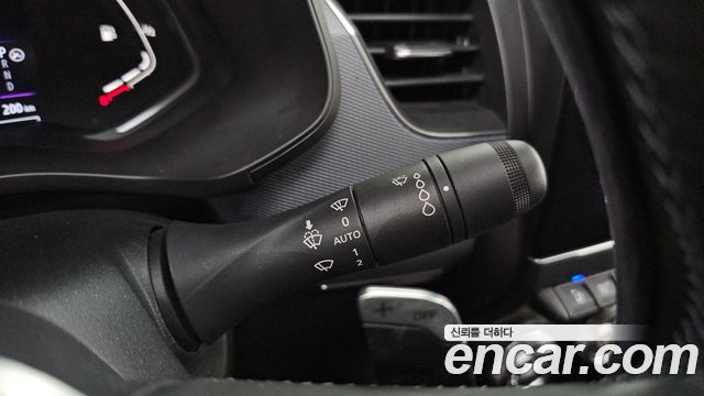 Renault Korea XM3 2022 — photo 18