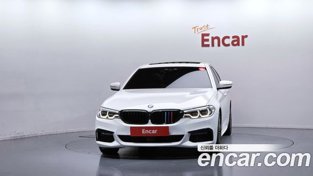 BMW 5-Series 2019 — photo 3