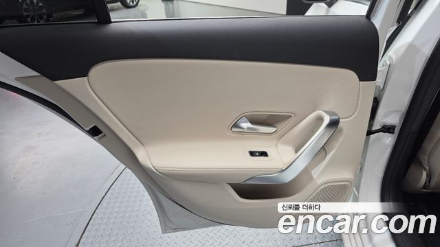 Mercedes-Benz A-Class 2024 — photo 15