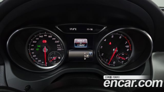 Mercedes-Benz CLA-Class 2018 — photo 8
