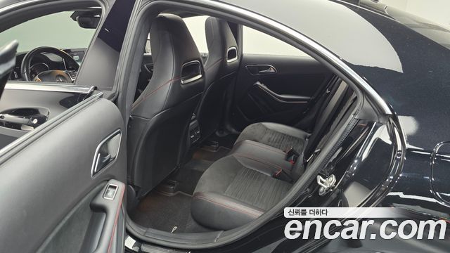 Mercedes-Benz CLA-Class 2018 — photo 11
