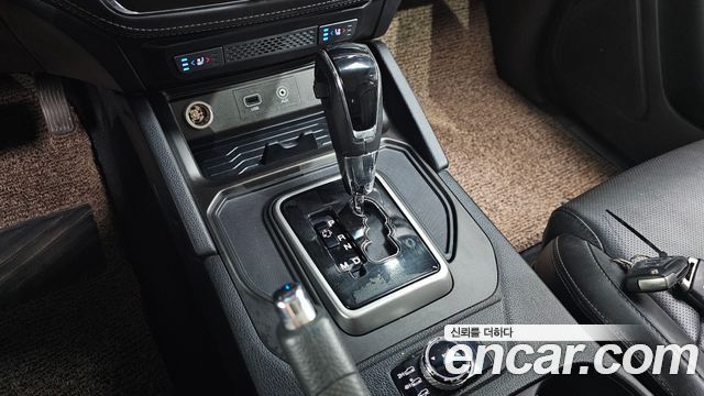 KG Mobility Rexton 2018 — photo 12