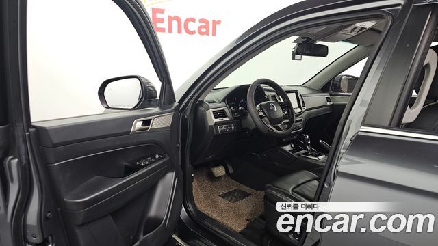 KG Mobility Rexton 2018 — photo 13