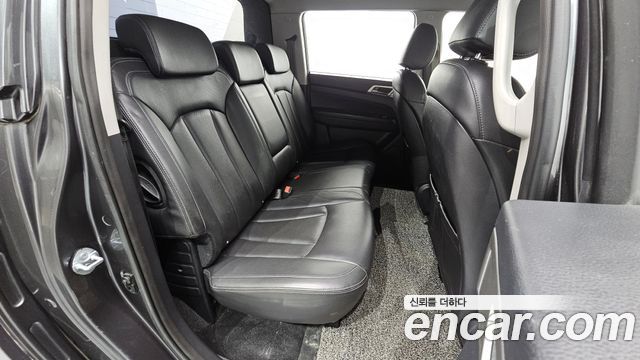 KG Mobility Rexton 2018 — photo 17