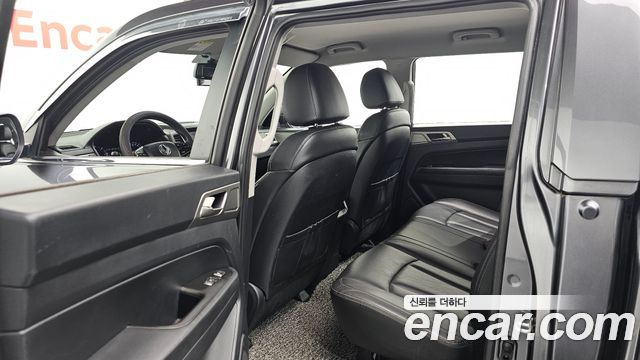 KG Mobility Rexton 2018 — photo 18