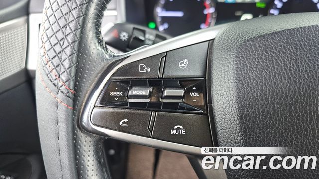 KG Mobility Rexton 2018 — photo 24