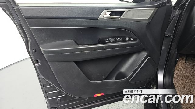 KG Mobility Rexton 2018 — photo 14