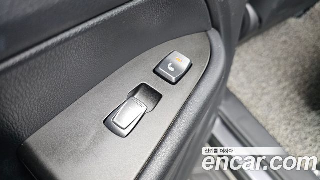 KG Mobility Rexton 2018 — photo 29