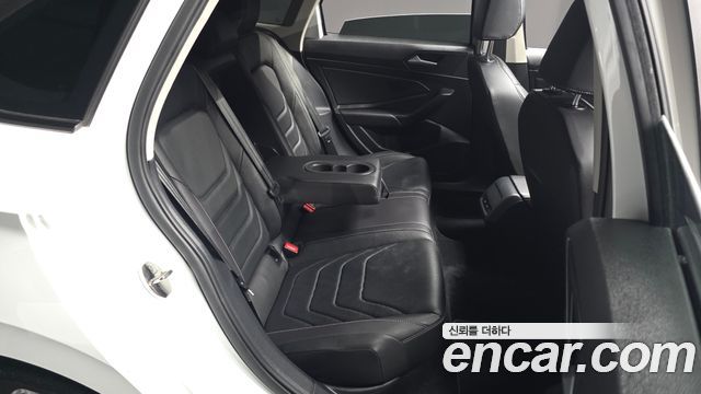 Volkswagen Jetta 2021 — photo 18
