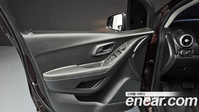 Chevrolet Korea Trax 2016 — photo 14