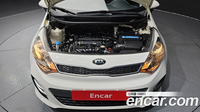 Kia pride 2016 — photo 6