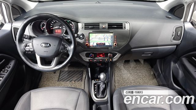 Kia pride 2016 — photo 10