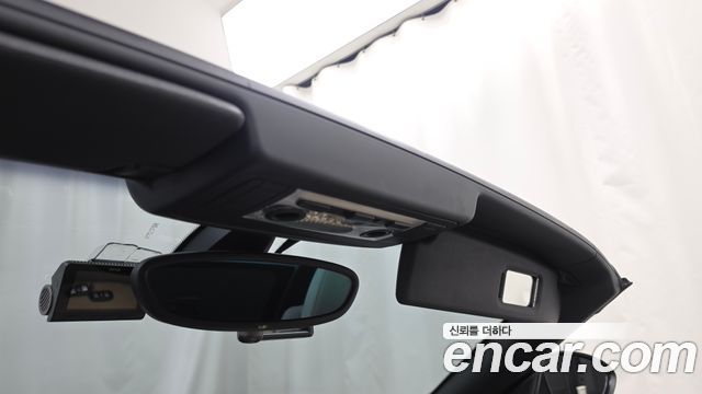 BMW Z4 2010 — photo 18