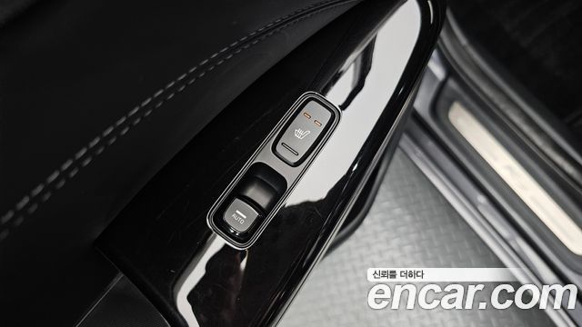 Kia K7 2020 — photo 18