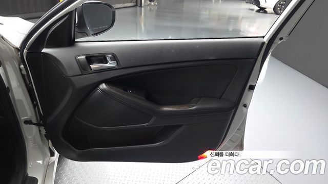 Kia K5 2014 — photo 14