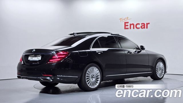 Mercedes-Benz S-Class 2019 — photo 2
