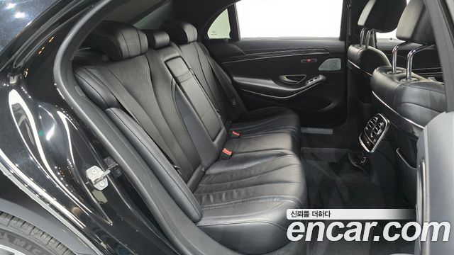 Mercedes-Benz S-Class 2019 — photo 17
