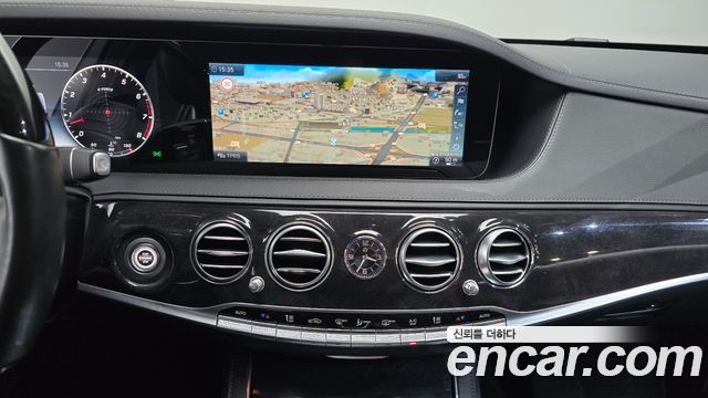Mercedes-Benz S-Class 2019 — photo 22