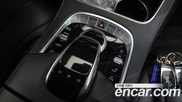 Mercedes-Benz S-Class 2019 — photo 23