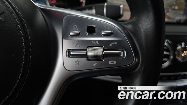 Mercedes-Benz S-Class 2019 — photo 26