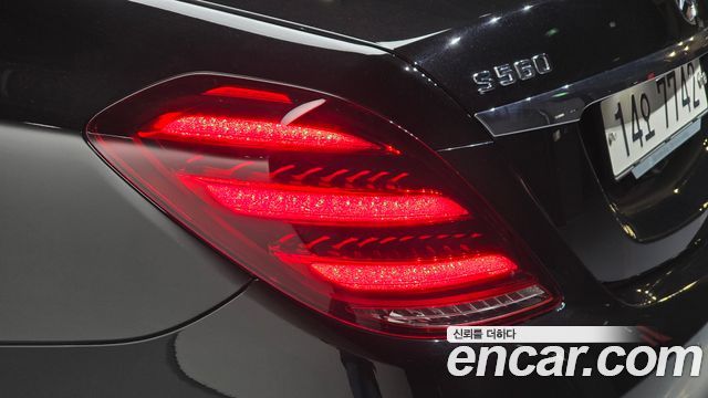 Mercedes-Benz S-Class 2019 — photo 9