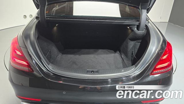 Mercedes-Benz S-Class 2019 — photo 35