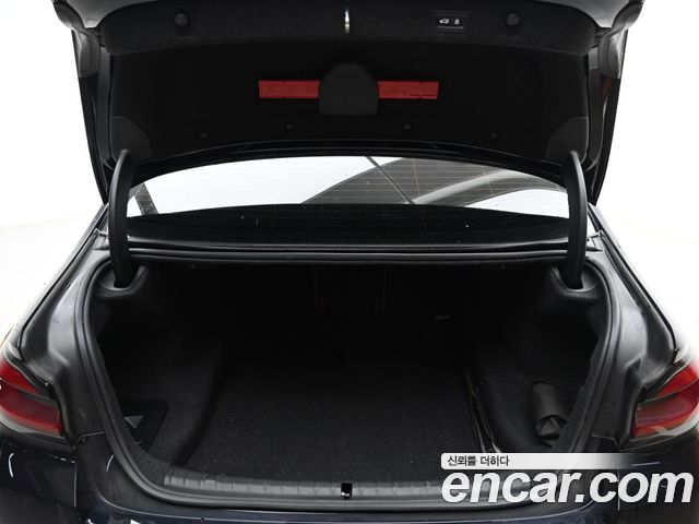 BMW 5-Series 2023 — photo 20