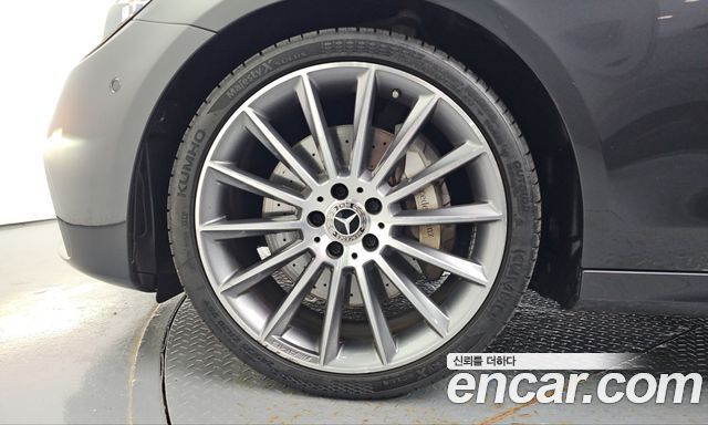 Mercedes-Benz E-Class 2021 — photo 5