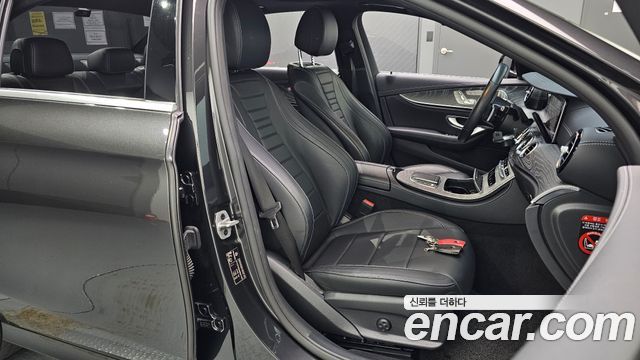 Mercedes-Benz E-Class 2021 — photo 16