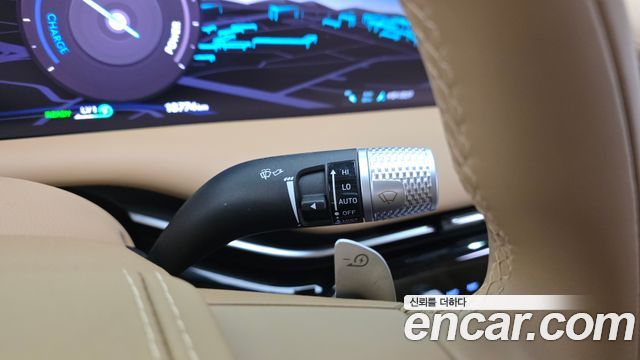 Genesis G80 2025 — photo 28
