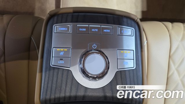 Genesis G80 2025 — photo 30