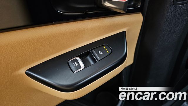Kia Canival 2023 — photo 25
