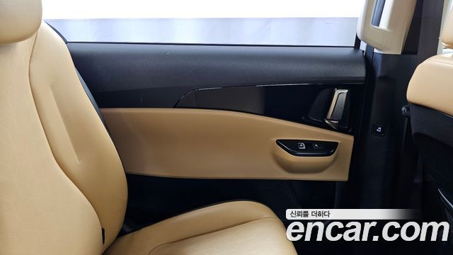 Kia Canival 2023 — photo 15