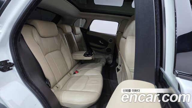 Land Rover Range Rover Evoque 2016 — photo 18