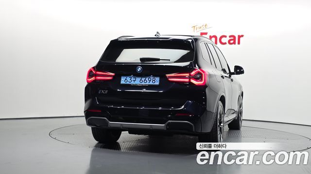 BMW iX3 2024 — photo 4