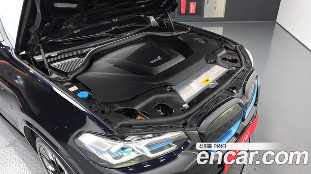 BMW iX3 2024 — photo 6