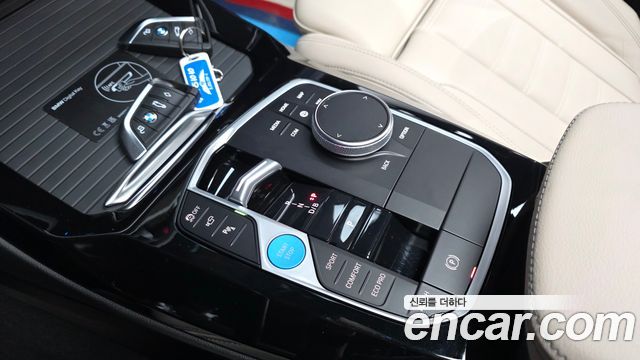 BMW iX3 2024 — photo 12