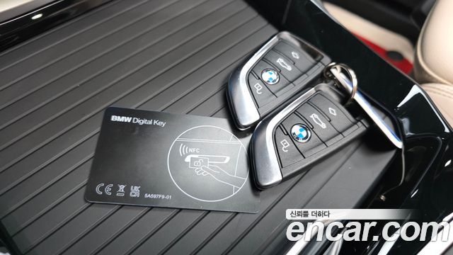 BMW iX3 2024 — photo 28